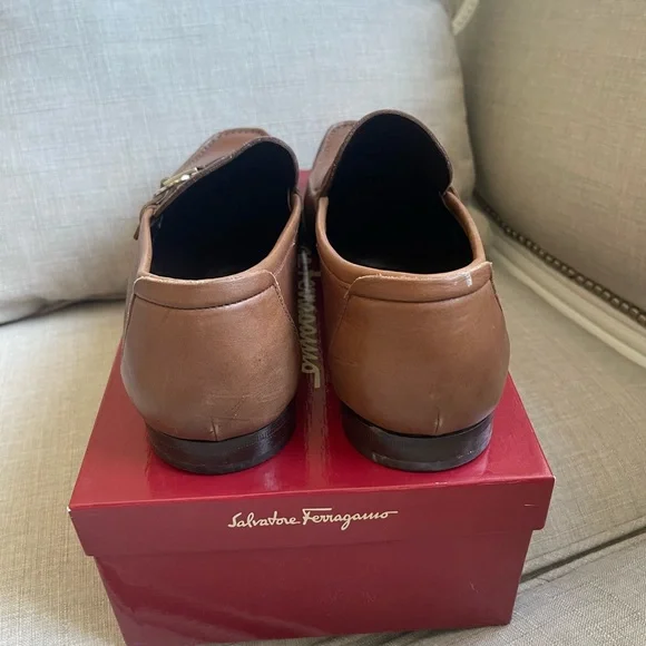 Salvatore ferragamo mens loafers in brown leather - Picture 7 of 9